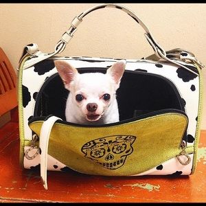 Dogs traveling bag 16 in * 9 in * 11 in